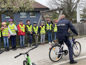 Radln in den 4. Klassen